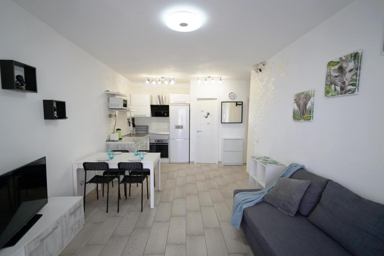 Apartment In Ocean Park, Costa Adeje, Tenerife Dış mekan fotoğraf